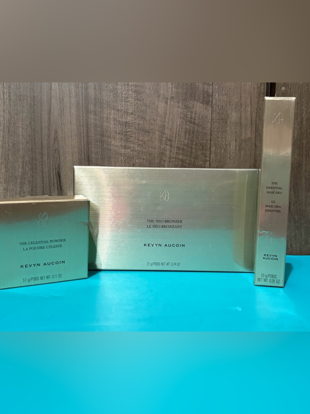 Kevyn Aucoin Gold and Teal Skincare Set